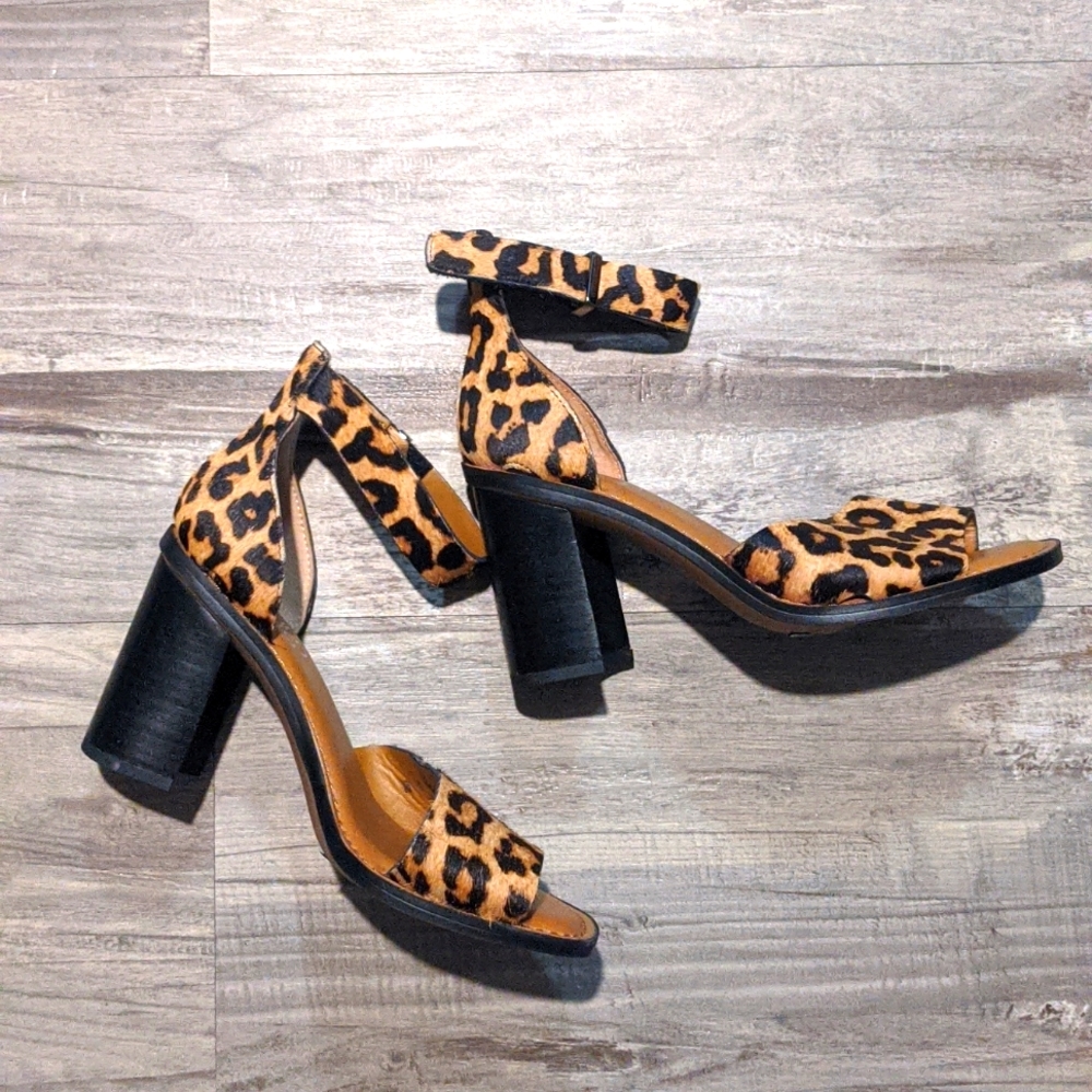Franco Sarto Sandals Size 6